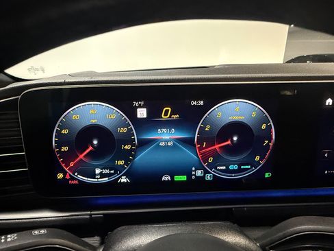 Used 2020 Mercedes-Benz GLS 450 4MATIC image 28