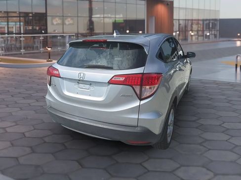 Used 2016 Honda HR-V LX image 10