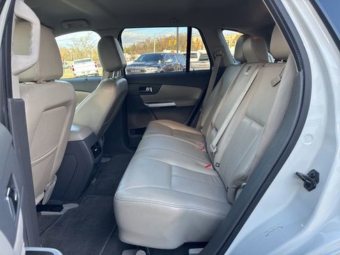 Used 2013 Ford Edge SEL image 25