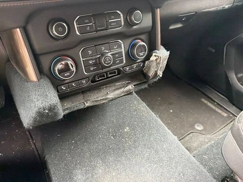 Used 2021 Chevrolet Tahoe High Country AWD/4WD image 10