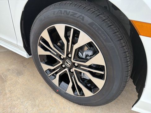 New 2026 Honda Odyssey Elite image 12