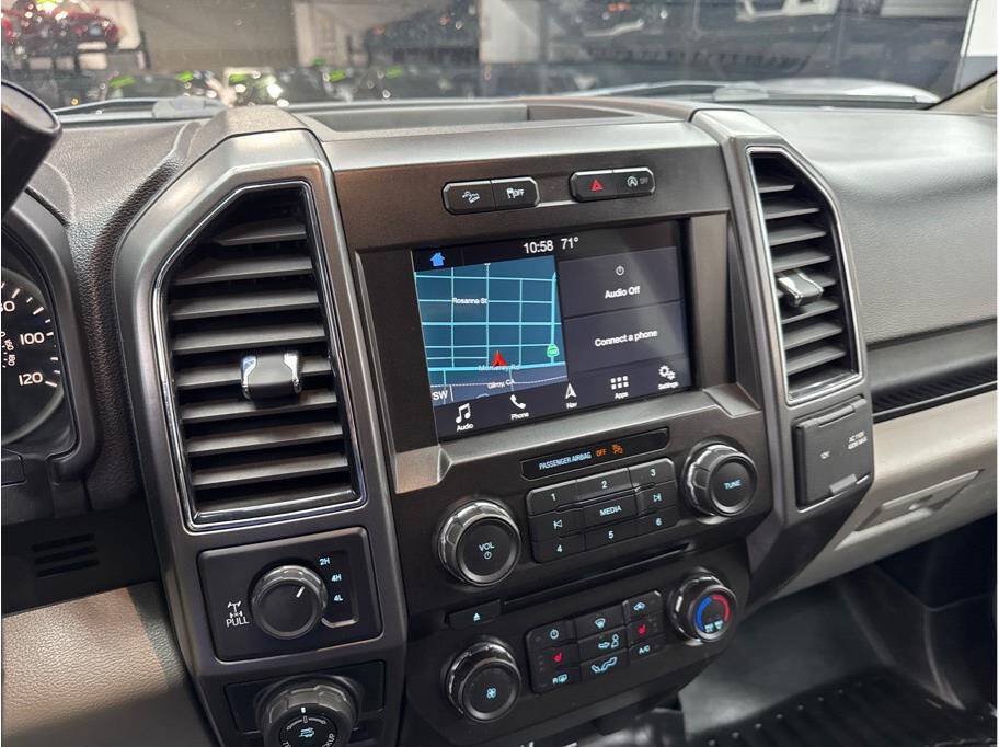 Used 2018 Ford F150 XLT w/ Equipment Group 302A Luxury AWD/4WD image 18