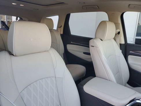 Certified 2024 Buick Enclave Avenir w/ Avenir Technology Package image 23