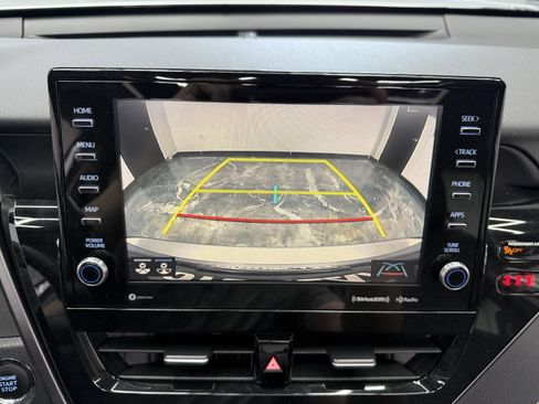 Used 2024 Toyota Camry SE FWD image 17