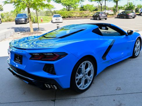 Used 2021 Chevrolet Corvette Stingray Coupe w/ Chrome Exterior Badge Package RWD image 48