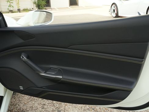 Used 2018 Ferrari 488 Spider RWD image 12