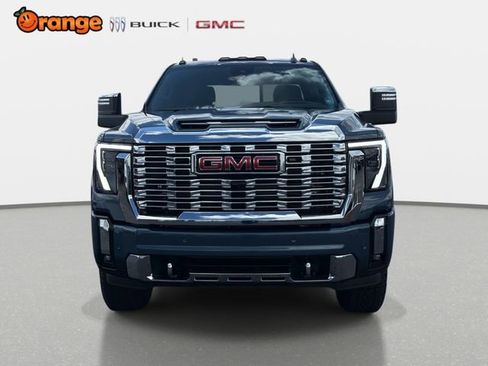 New 2026 GMC Sierra 2500 Denali w/ Denali Reserve Package image 8