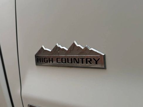 Used 2016 Chevrolet Silverado 2500 High Country w/ Duramax Plus Package AWD/4WD image 24