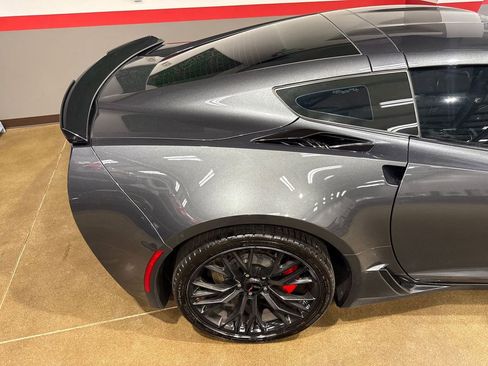 Used 2017 Chevrolet Corvette Z06 image 35