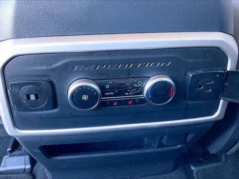 Certified 2024 Ford Expedition Max Limited image 34