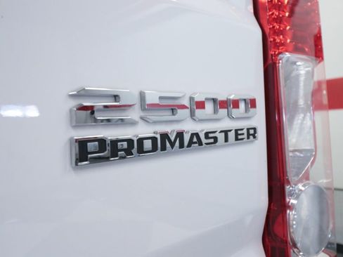Used 2024 RAM ProMaster 2500 w/ Convenience Group FWD image 28