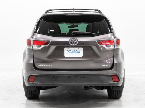 Used 2015 Toyota Highlander Plus AWD/4WD image 29