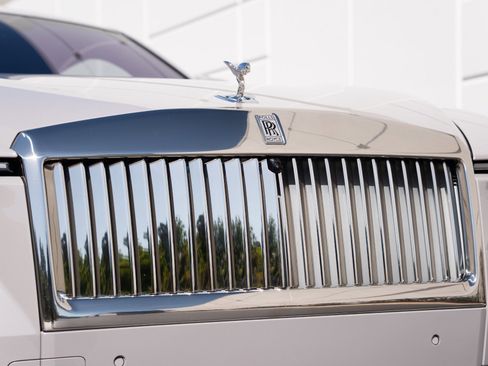 Used 2024 Rolls-Royce Spectre w/ Spectre Launch Package image 14