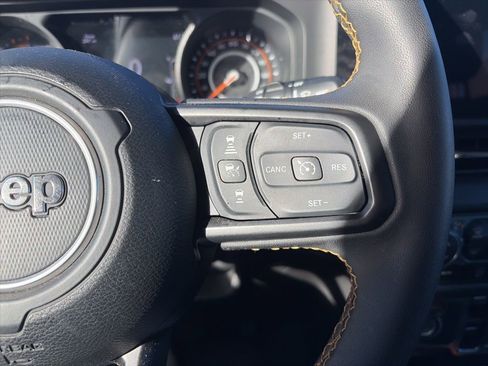 Used 2024 Jeep Wrangler Sport S image 18