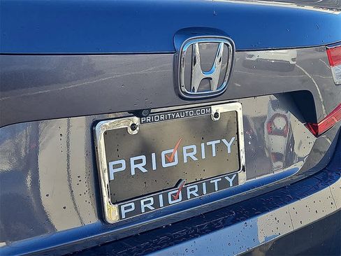 Used 2019 Honda Accord EX image 27