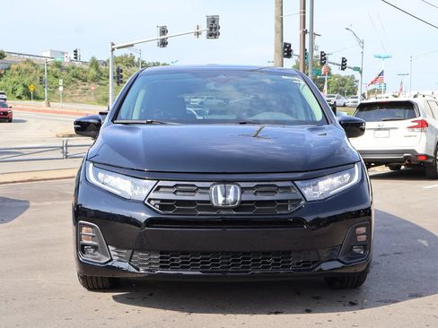New 2026 Honda Odyssey EX-L image 2