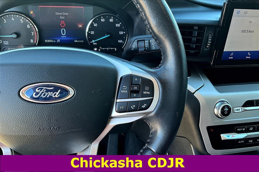 Used 2022 Ford Explorer XLT AWD/4WD image 11