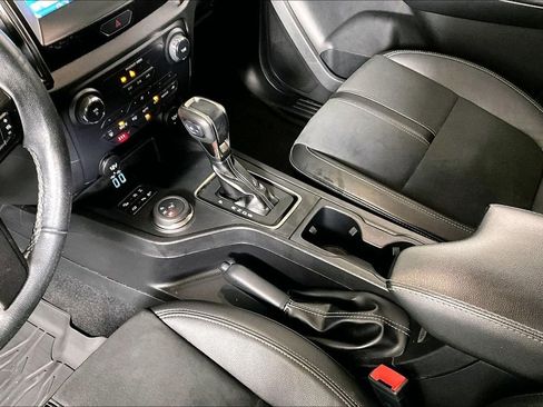 Used 2022 Ford Ranger Lariat w/ Tremor Off-Road Package image 17