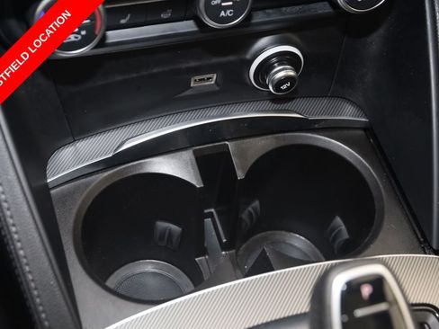 Used 2024 Alfa Romeo Stelvio Ti AWD/4WD image 31