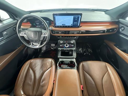 Used 2021 Lincoln Nautilus Reserve w/ Equipment Group 201A image 11