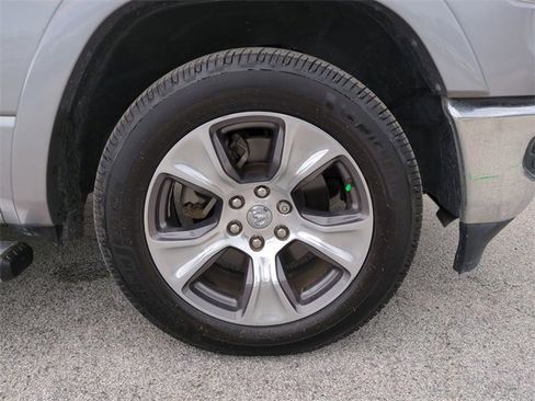 Used 2020 RAM 1500 Laramie image 11
