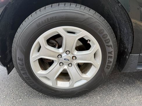 Used 2013 Ford Edge SEL FWD image 10