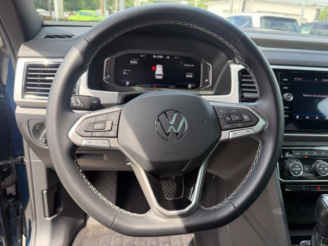 Used 2023 Volkswagen Atlas Cross Sport SE w/ Panoramic Sunroof Package AWD/4WD image 16