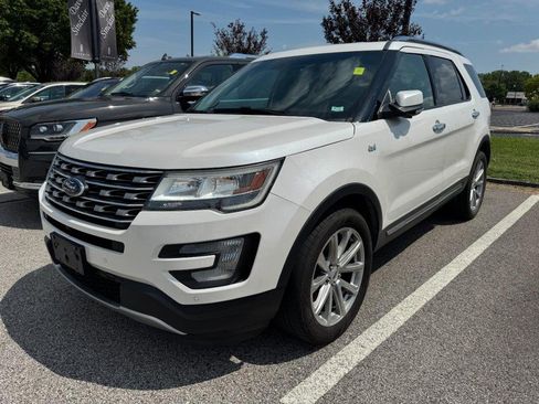 Used 2016 Ford Explorer Limited AWD/4WD image 3
