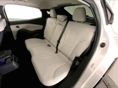 Used 2023 Ford Mustang Mach-E Premium image 14