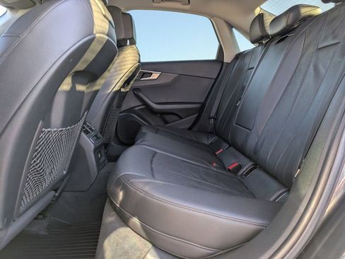 Used 2017 Audi A4 2.0T Premium image 11