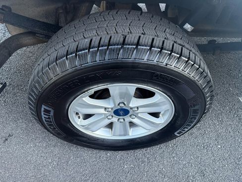 Used 2017 Ford F150 XLT w/ Trailer Tow Package image 20