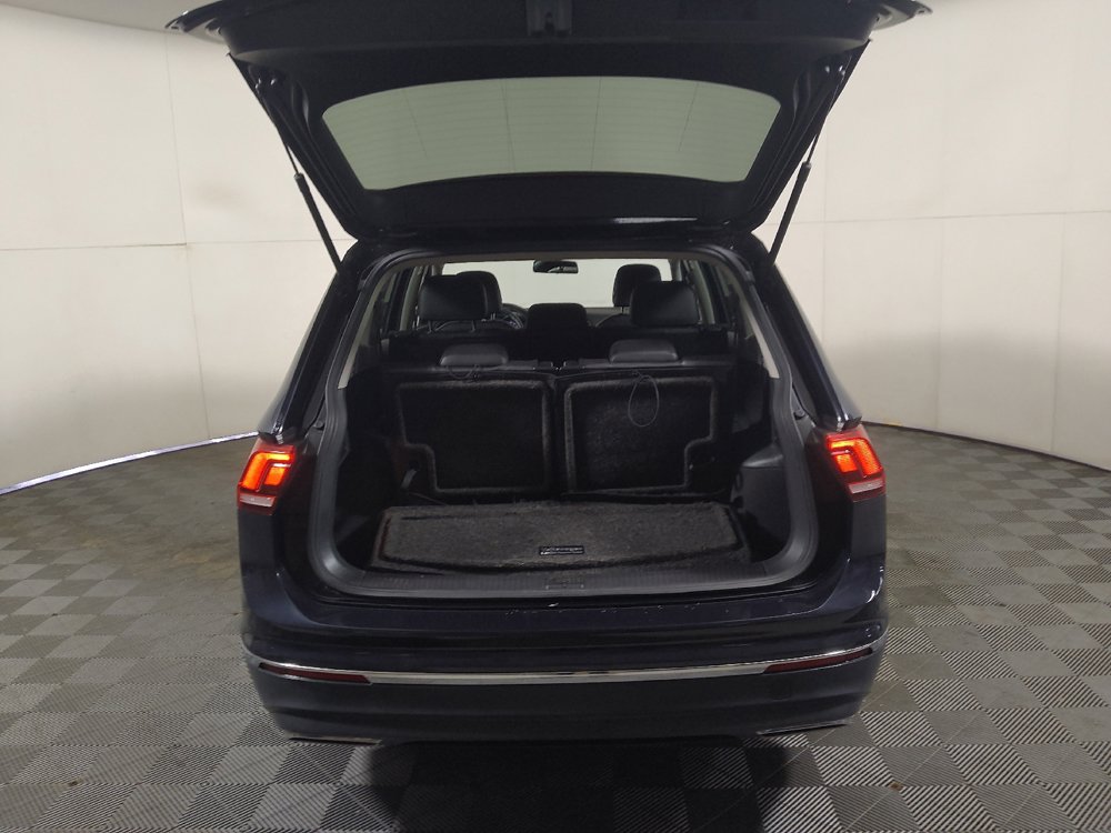 Used 2018 Volkswagen Tiguan SE AWD/4WD image 29