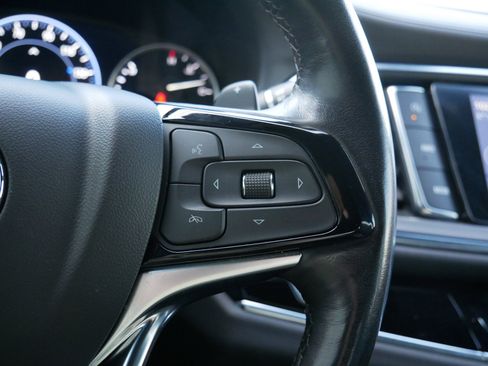 Used 2022 Buick Enclave Avenir w/ Avenir Technology Package image 29