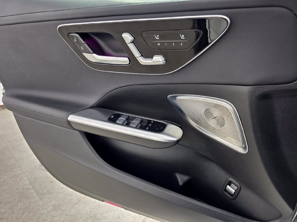 Certified 2024 Mercedes-Benz C 300 Sedan image 24
