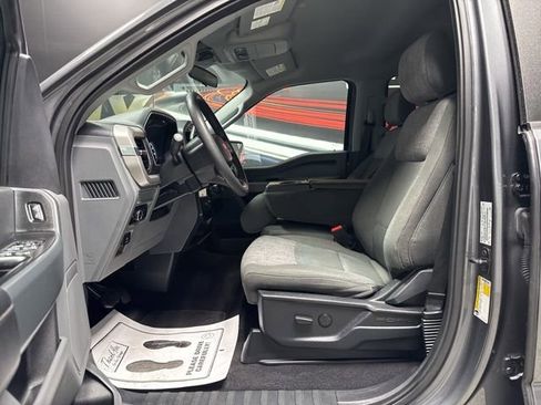 Used 2023 Ford F150 XLT image 5
