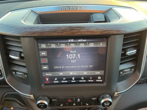 Used 2021 RAM 2500 Laramie AWD/4WD image 14