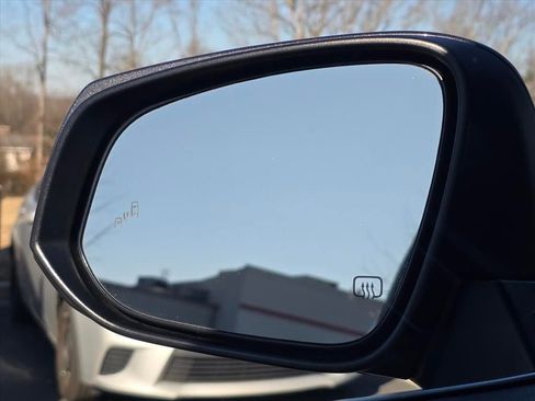 Used 2023 Toyota Highlander Platinum image 23