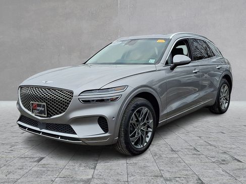 Used 2023 Genesis GV70 2.5T w/ Advanced Package image 6