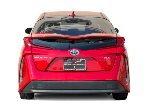 Used 2021 Toyota Prius Prime XLE image 8
