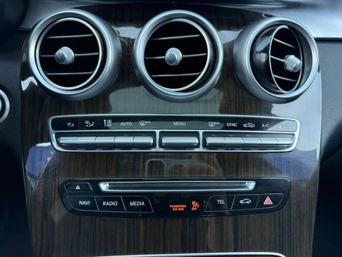 Used 2016 Mercedes-Benz GLC 300 4MATIC image 21