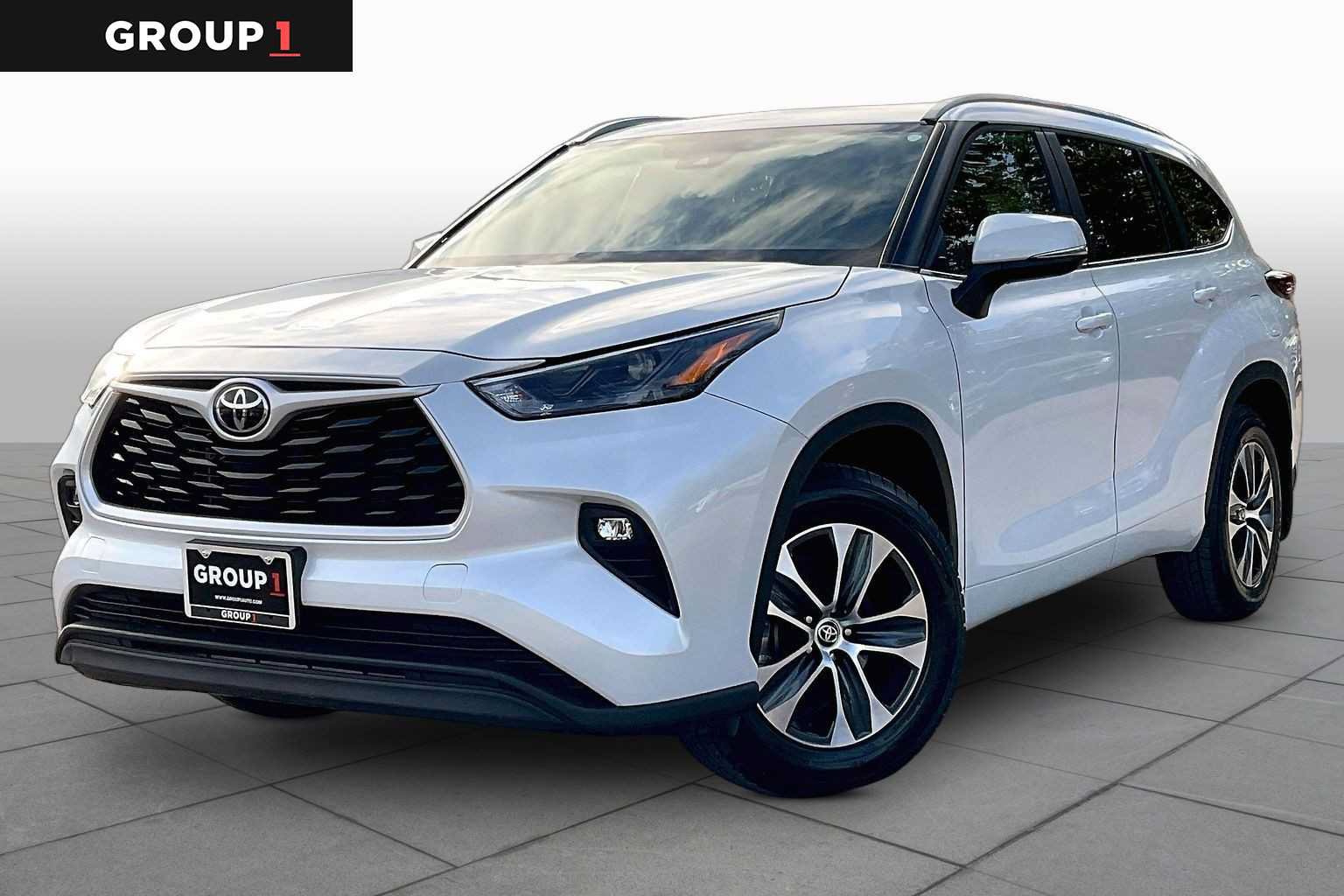 Used 2026 Toyota Highlander XLE AWD/4WD image 1