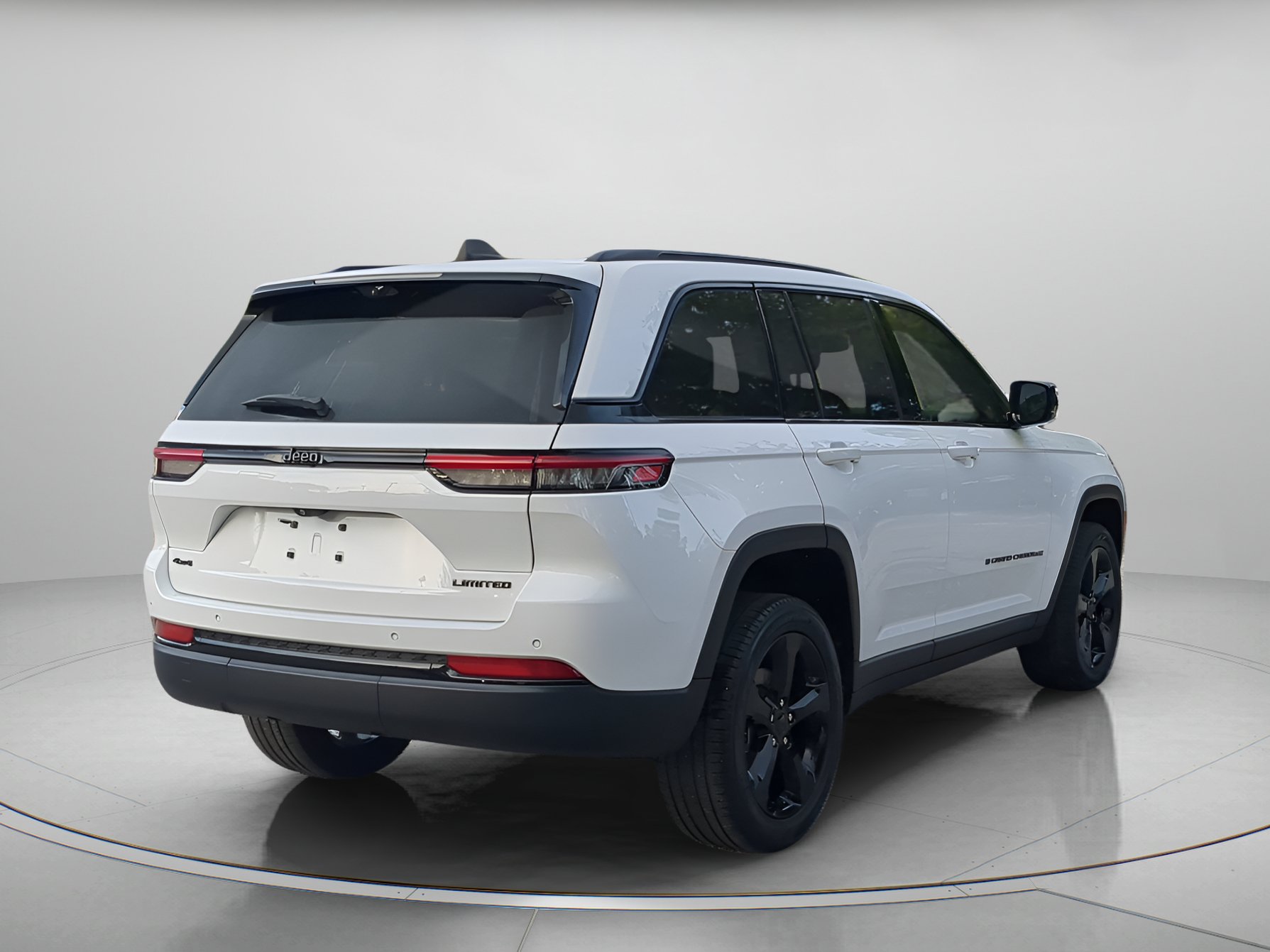 Used 2023 Jeep Grand Cherokee Limited w/ Luxury Tech Group II AWD/4WD image 40
