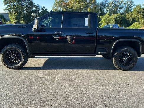 New 2025 Chevrolet Silverado 2500 LTZ w/ Trail Boss Package image 8