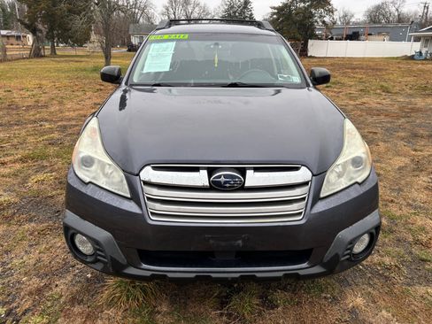 Used 2014 Subaru Outback 2.5i w/ Alloy Wheel Package image 2