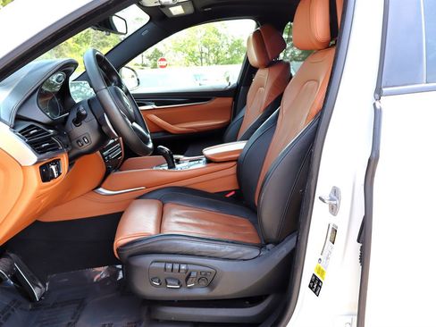 Used 2017 BMW X6 xDrive50i image 18