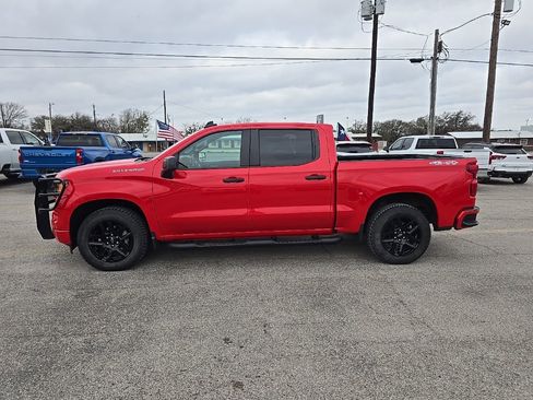 Used 2023 Chevrolet Silverado 1500 Custom image 2
