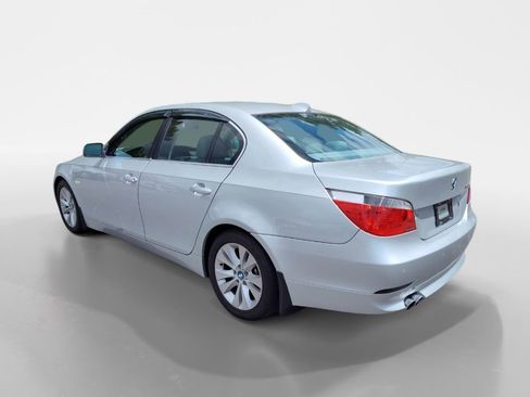 Used 2005 BMW 545i Sedan image 3