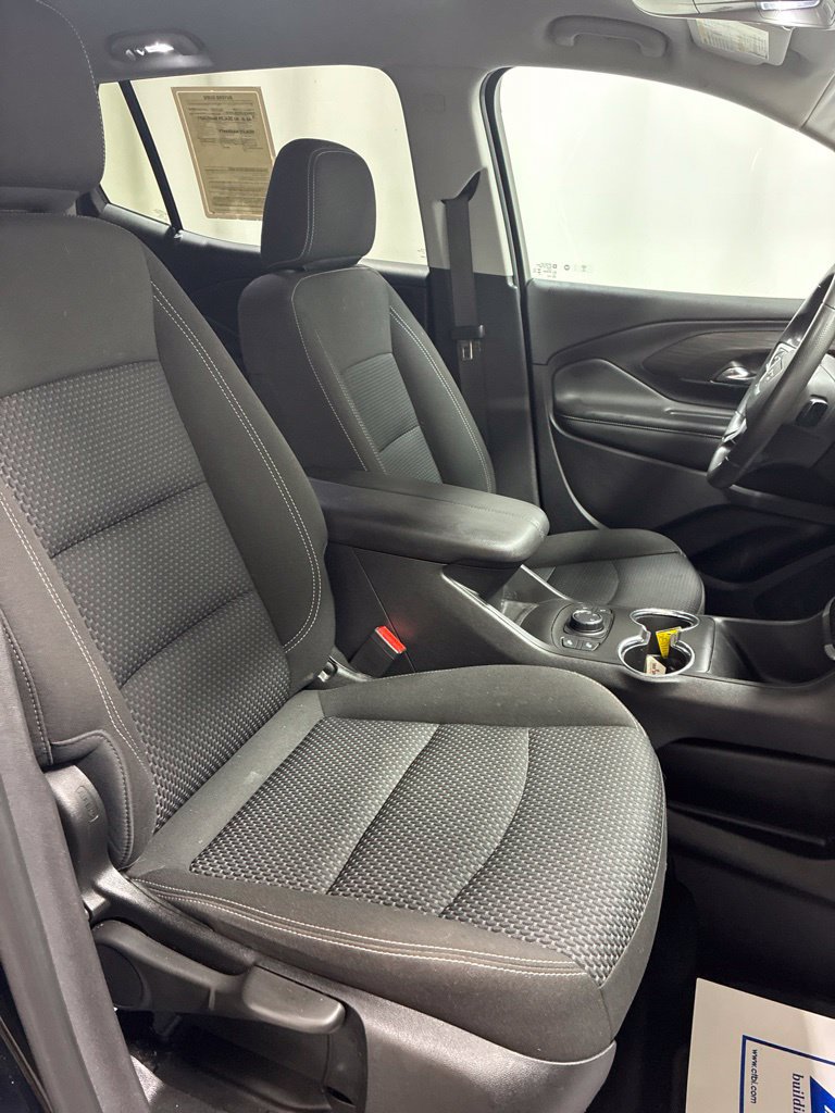 Used 2023 GMC Terrain SLE w/ Driver Convenience Package AWD/4WD image 28