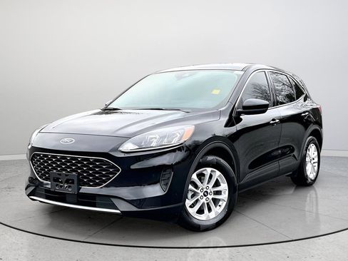 Used 2020 Ford Escape SE image 6