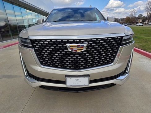 Used 2023 Cadillac Escalade Premium Luxury w/ LPO, Floor Liner Package image 8